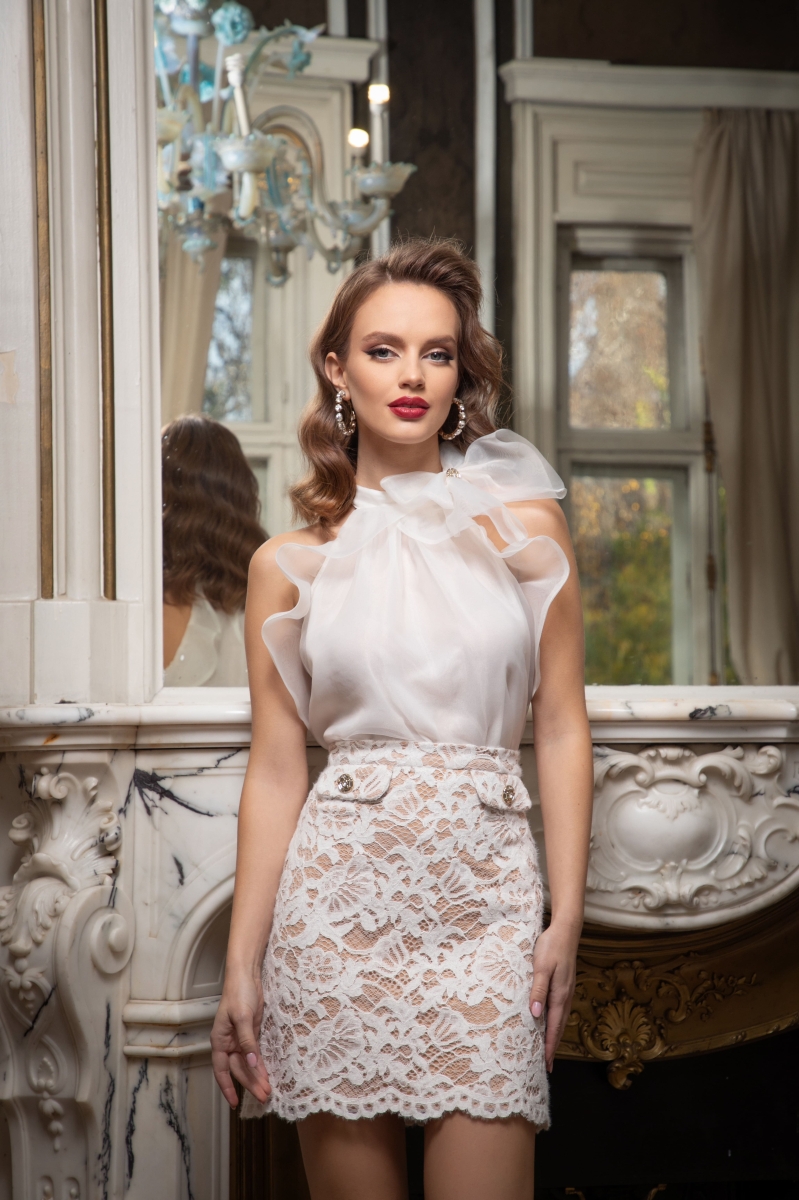 Топ от органза "PURE ELEGANCE"