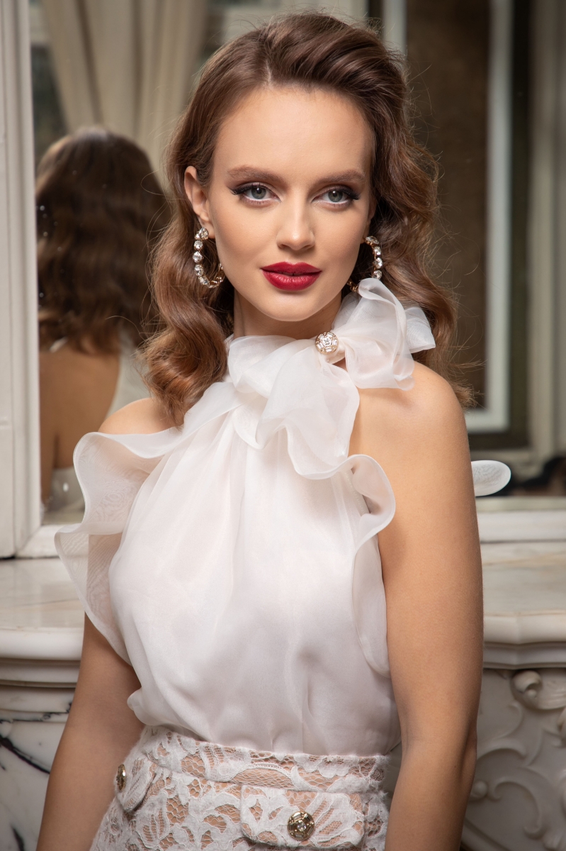 Топ от органза "PURE ELEGANCE"